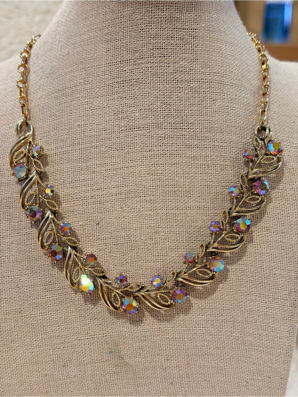 vintage Coro choker necklace with gold-tone leaf set aurora borealis rhinestones